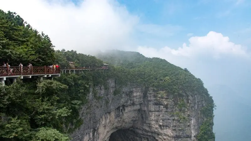 天門山天門洞