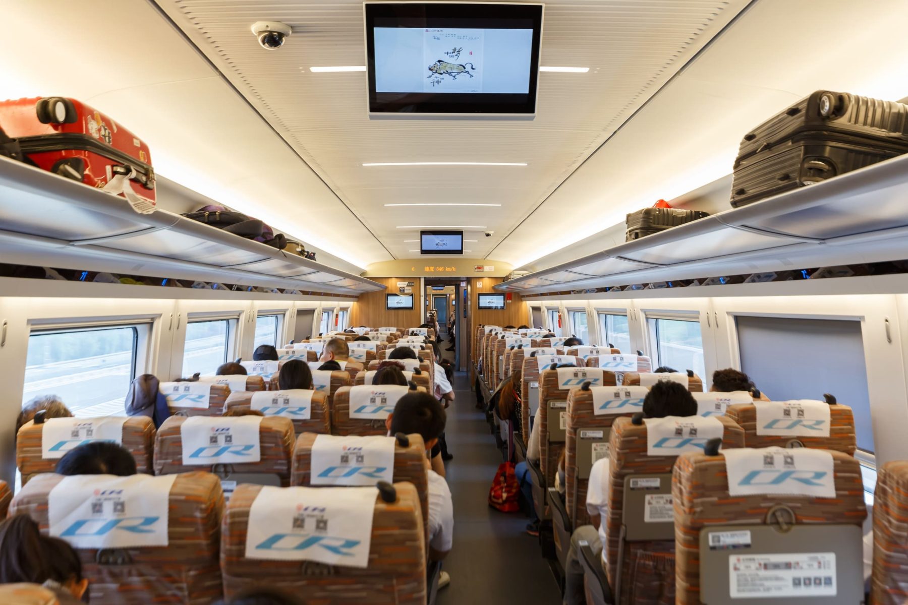大陸搭高鐵行李怎麼放？不同車型行李空間、尺寸規定與選位技巧完整攻略