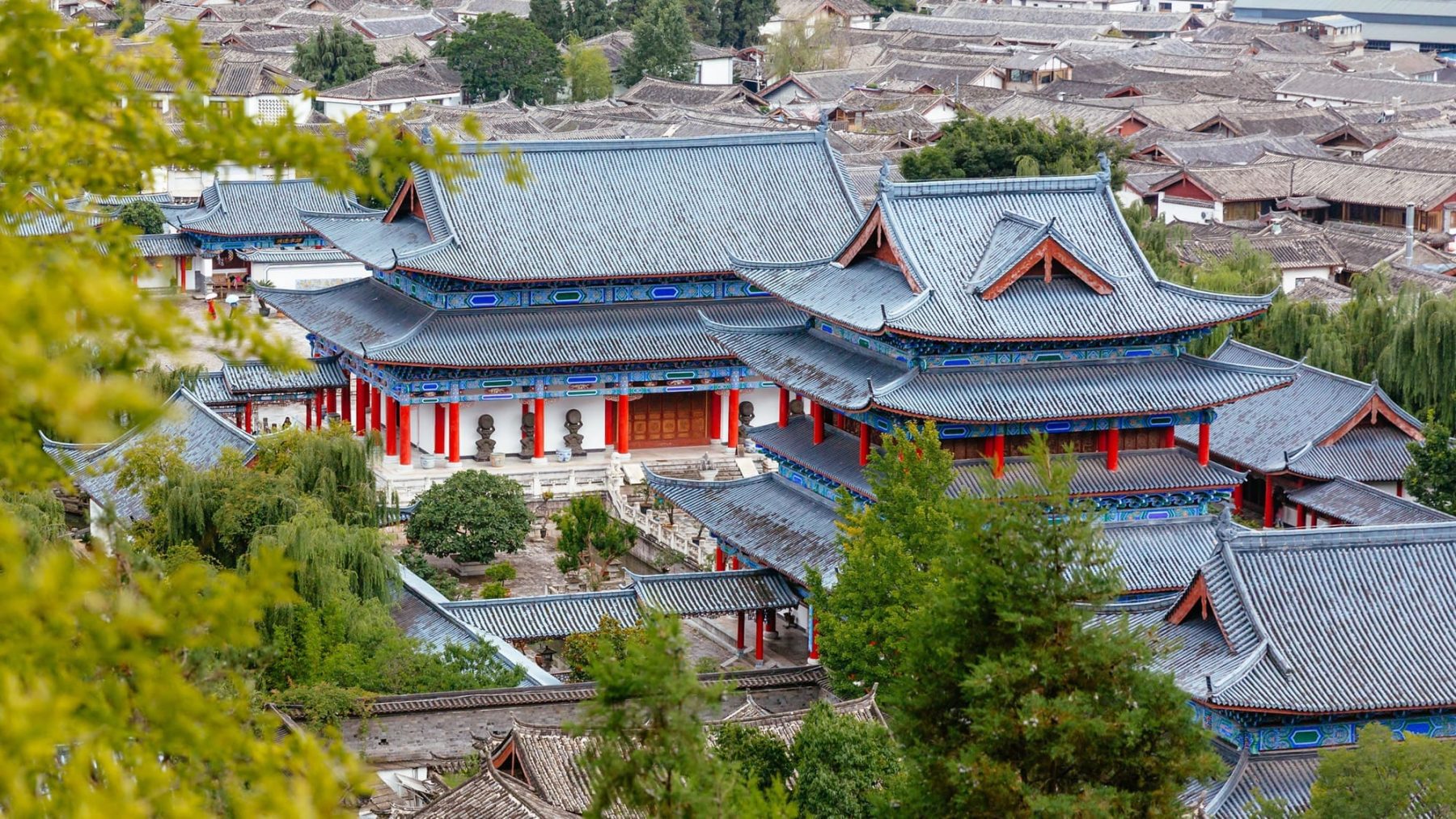 麗江古城四方街與古城街景