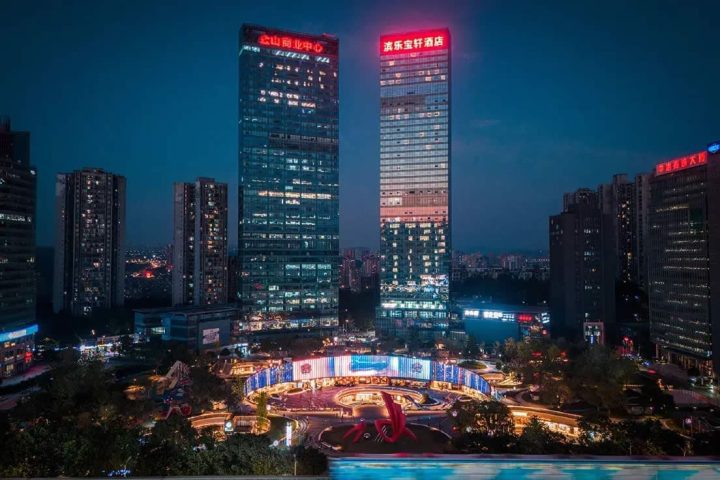 重慶濱樂·寶軒飯店|兩江新區高空景觀住宿推薦【 重慶導遊實拍 】