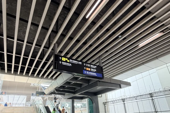 澳門到珠海橫琴交通攻略|輕軌橫琴線、口岸通關與轉乘實拍