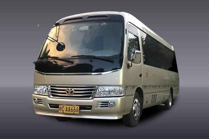 中國大陸小型巴士包車包團,12人座定制尊享版考斯特
