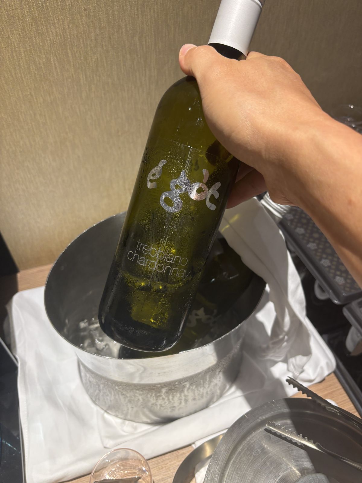 梅苑貴賓室烈酒與紅酒陳列