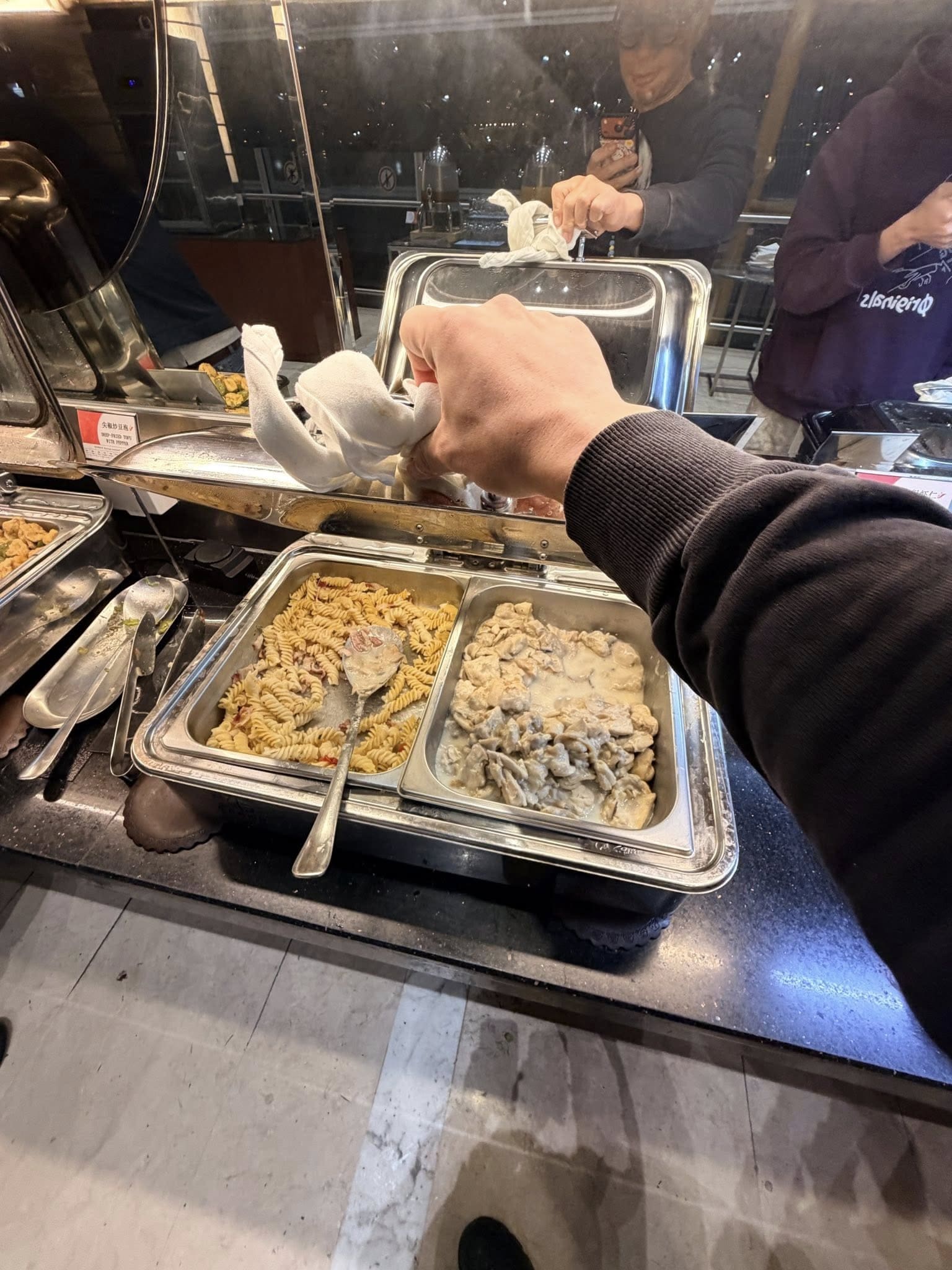 國航貴賓室粥品與小菜