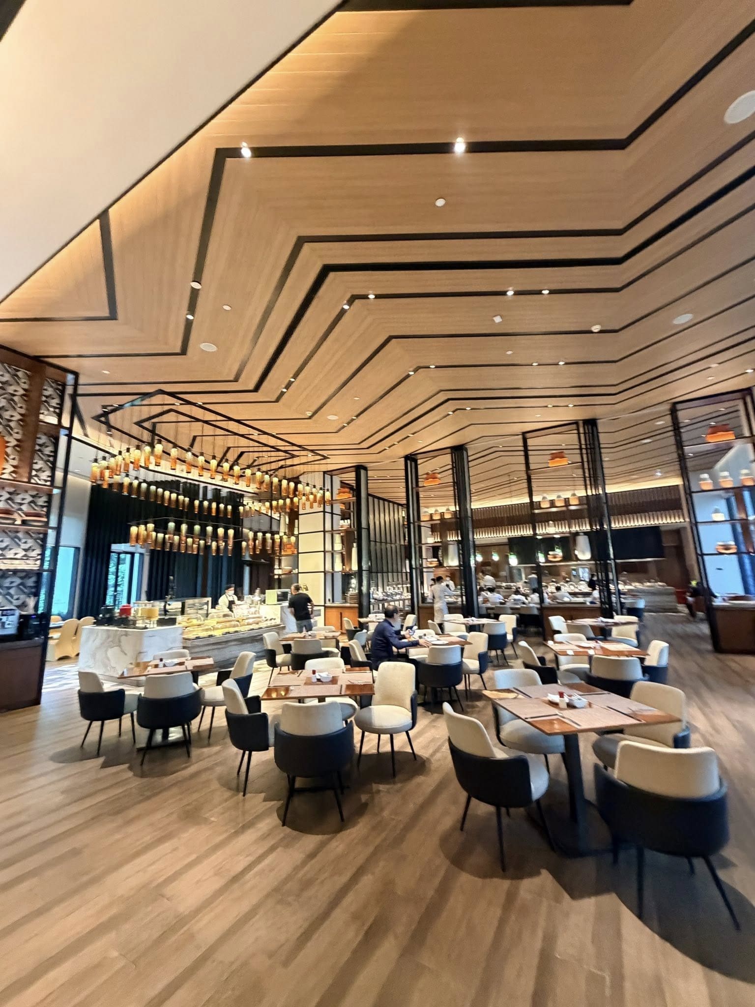 烏鎮皇冠假日酒店早餐介紹｜杭州導遊推薦江南風味自助早餐