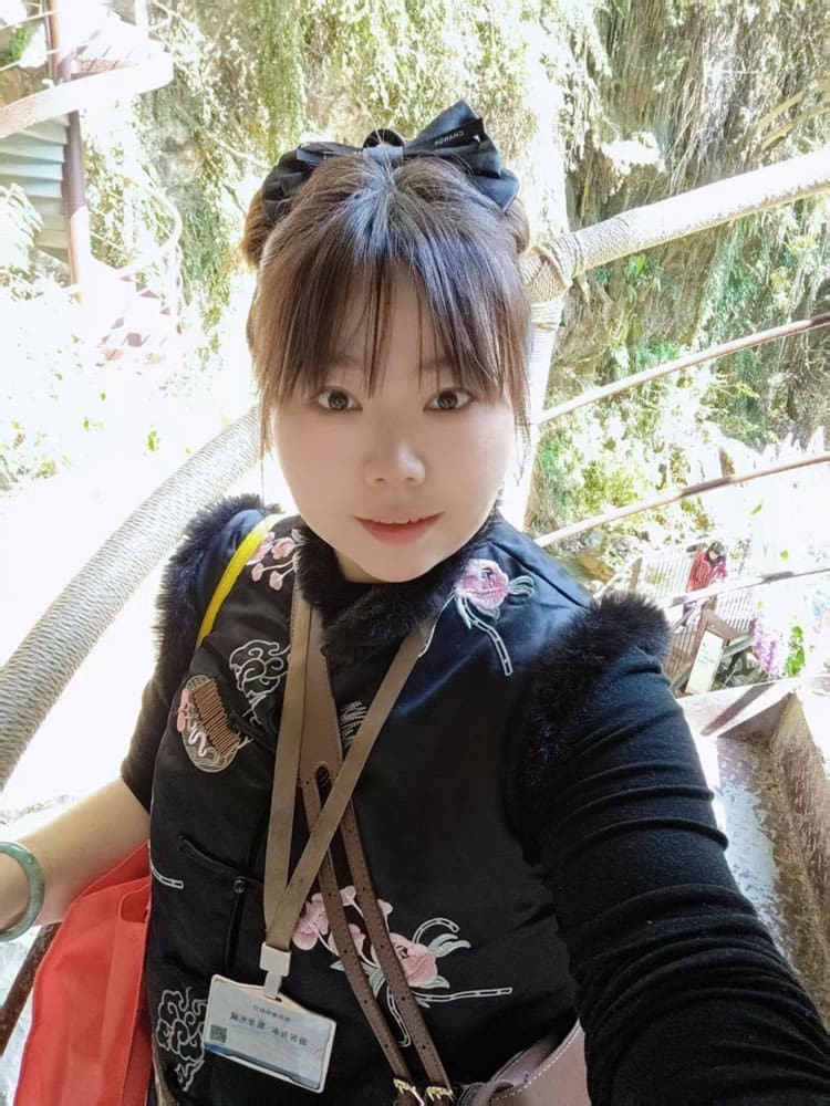 成都私人導遊－陳怡