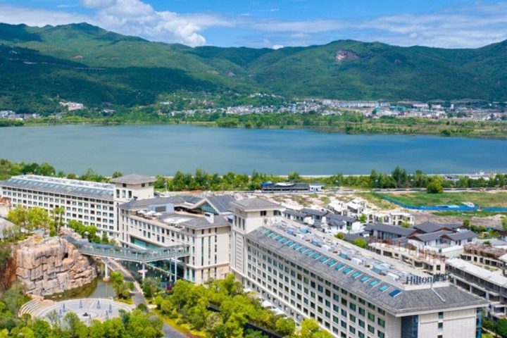 麗江晶璽希爾頓酒店