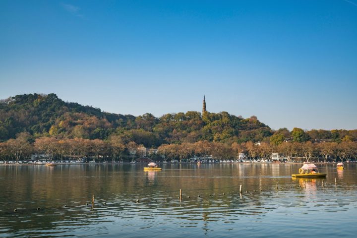 蘇杭烏鎮上海 5 天 4 夜｜寒山寺、西湖、西柵與黃浦江夜遊