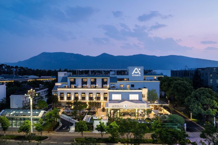 昆明滇池度假區滇池路亞朵S酒店