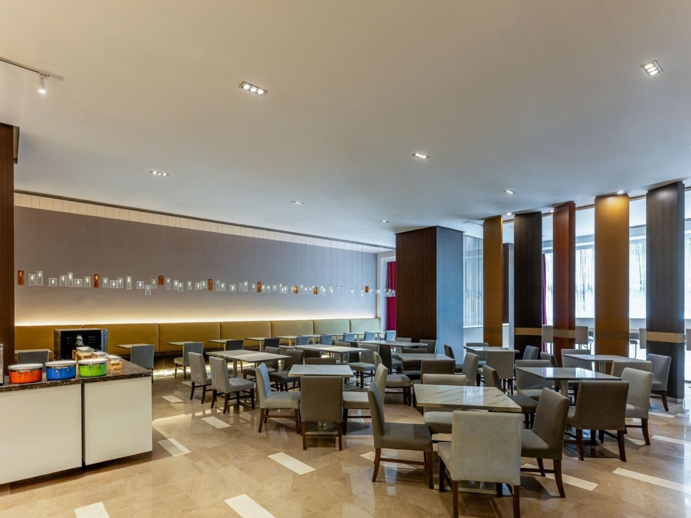 餐廳座席與取餐區