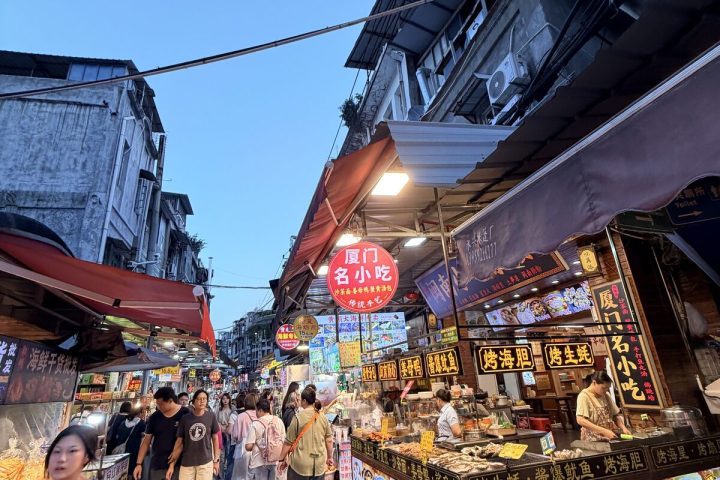 廈門八市怎麼逛？老城街巷、海鮮小吃與周邊散步實拍