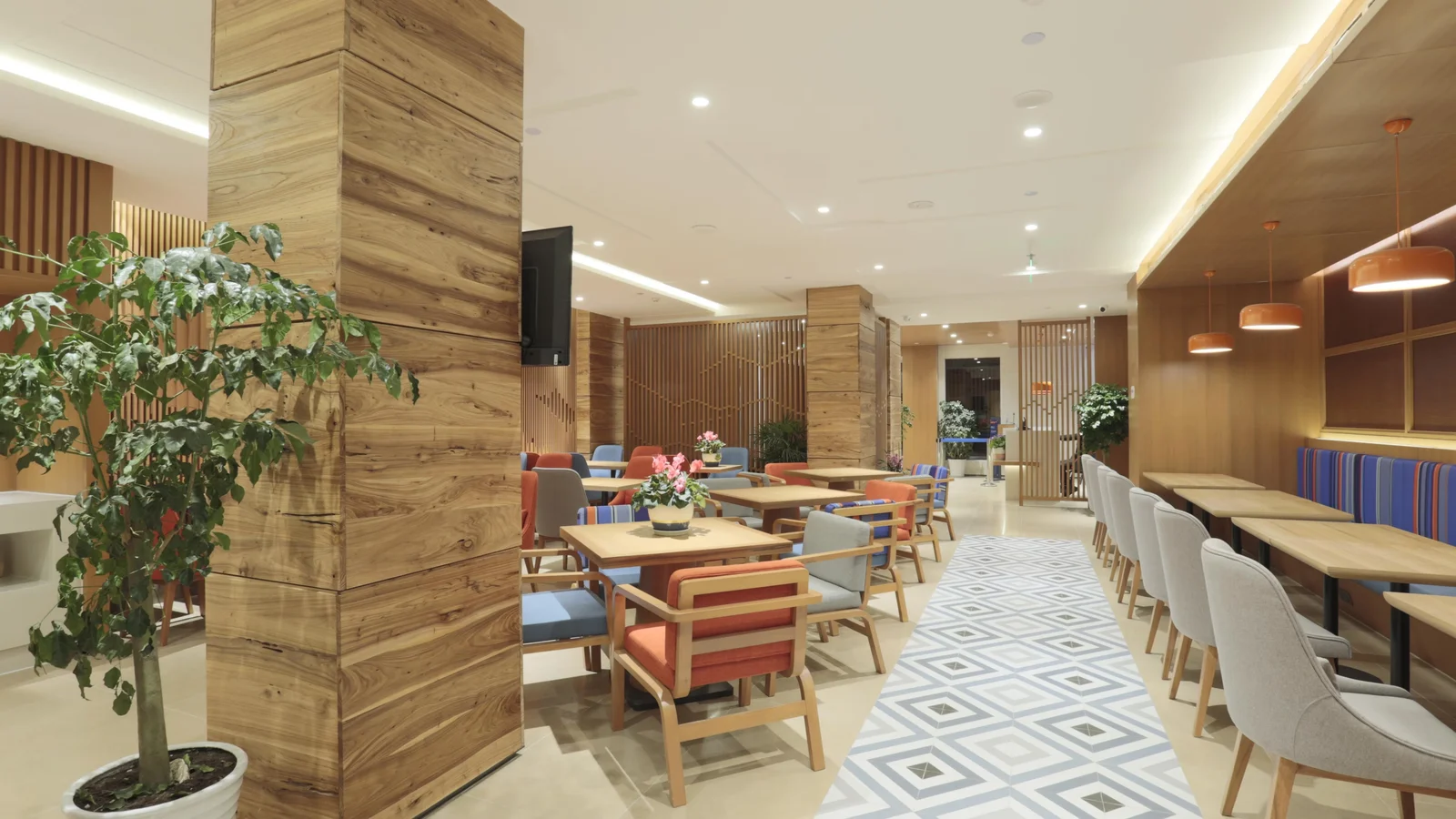 九寨溝智選假日酒店智空間用餐休閒區環境